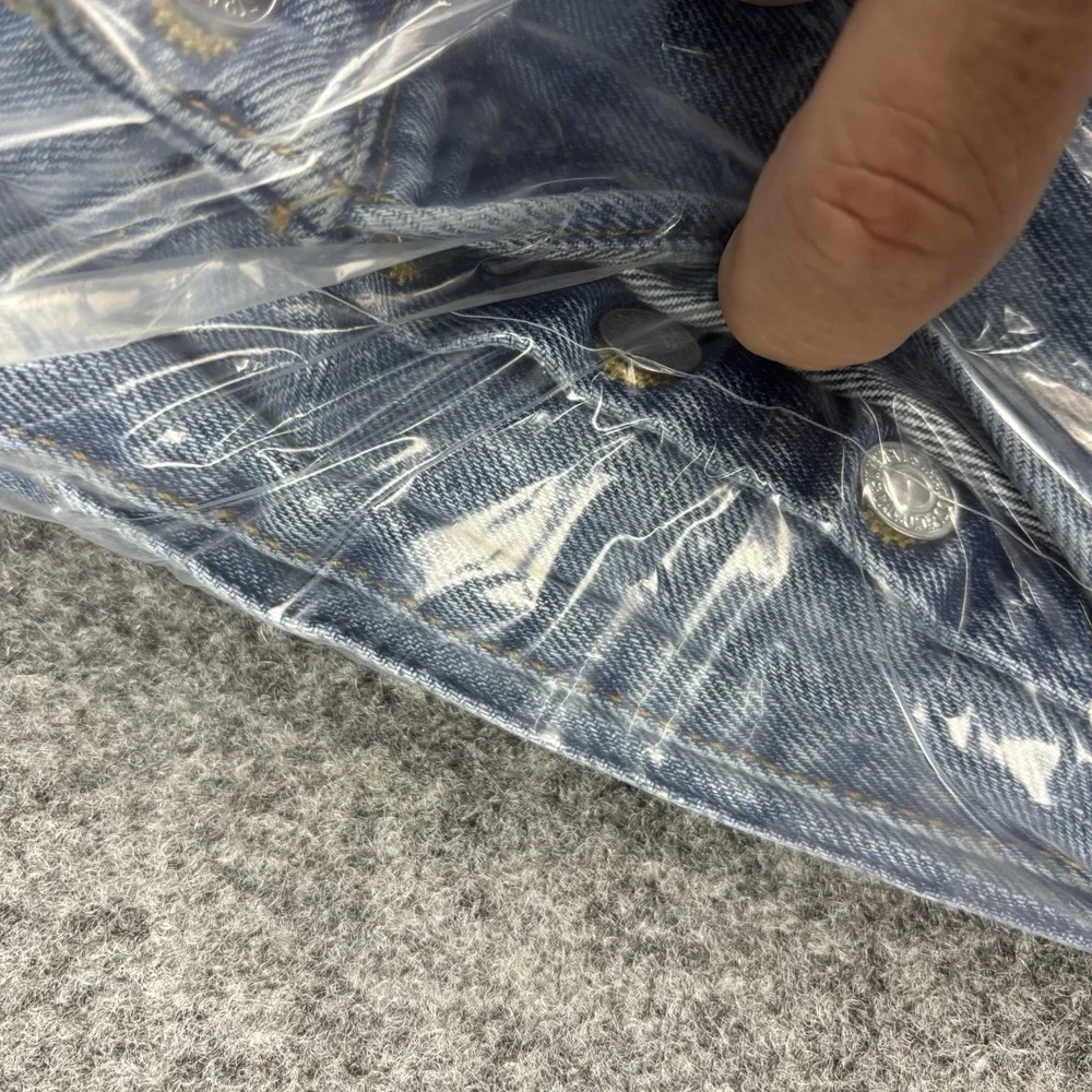 Levi's 501 Jeans Men's 31x36 Button Fly Straight Leg Light Wash Y2K‎ Denim EUC